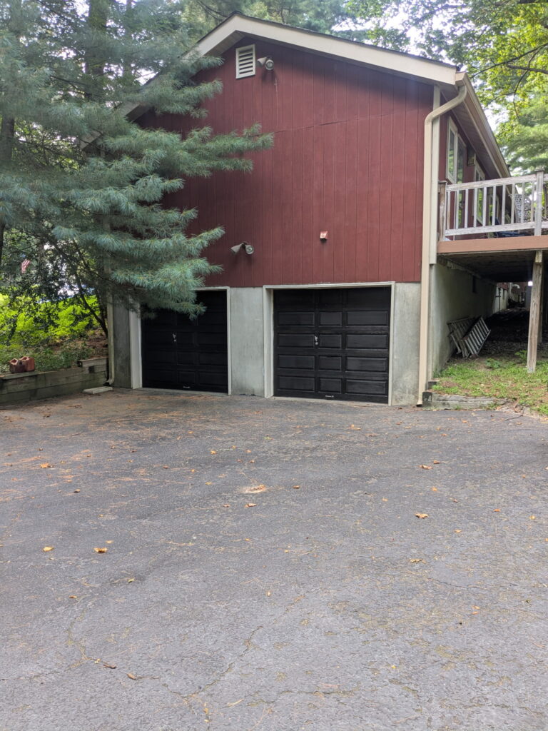 Garage Door Staining in Lincroft